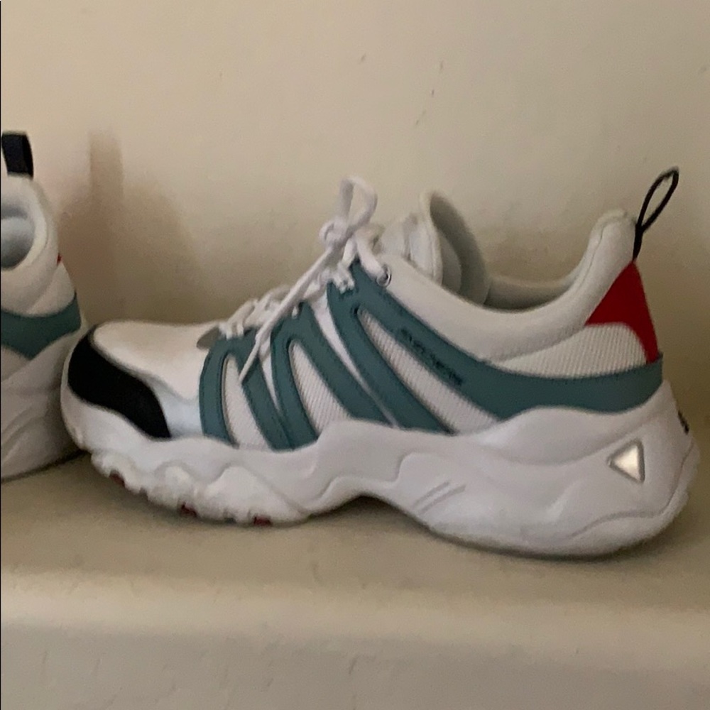 Skechers Delites 3 memory form size 10 women’s